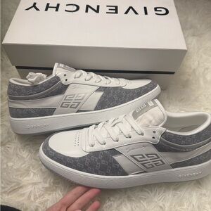 Givenchy Men's White and Gray Patterned Sneakers